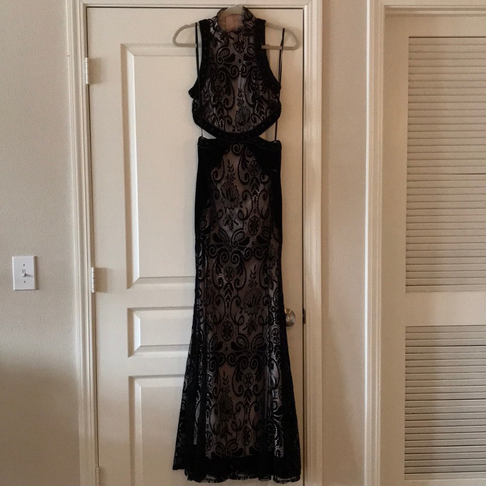 Nasty Gal NWT “Shadow Play Lace Dress” Black SizeS